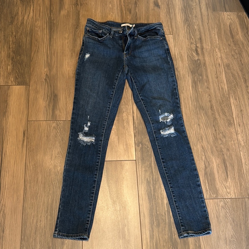 Women's Distressed Blue Jeans